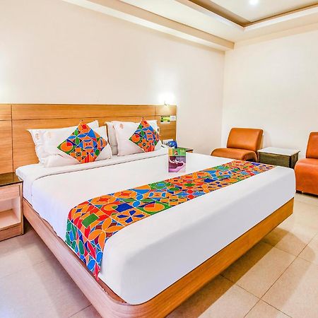 Fabhotel Prime Royal Castle - Nr Coimbatore North Railway Station Kültér fotó