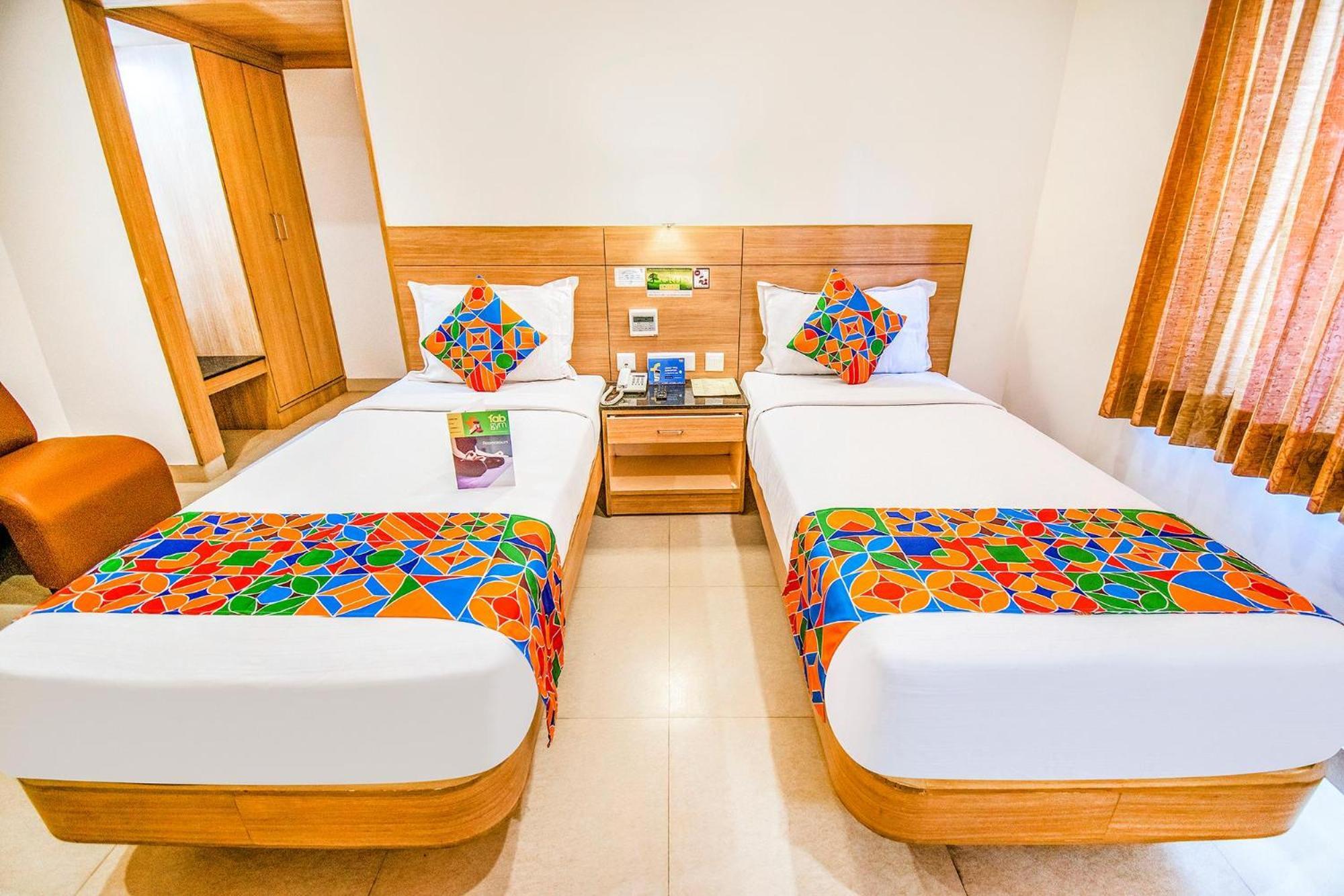 Fabhotel Prime Royal Castle - Nr Coimbatore North Railway Station Kültér fotó
