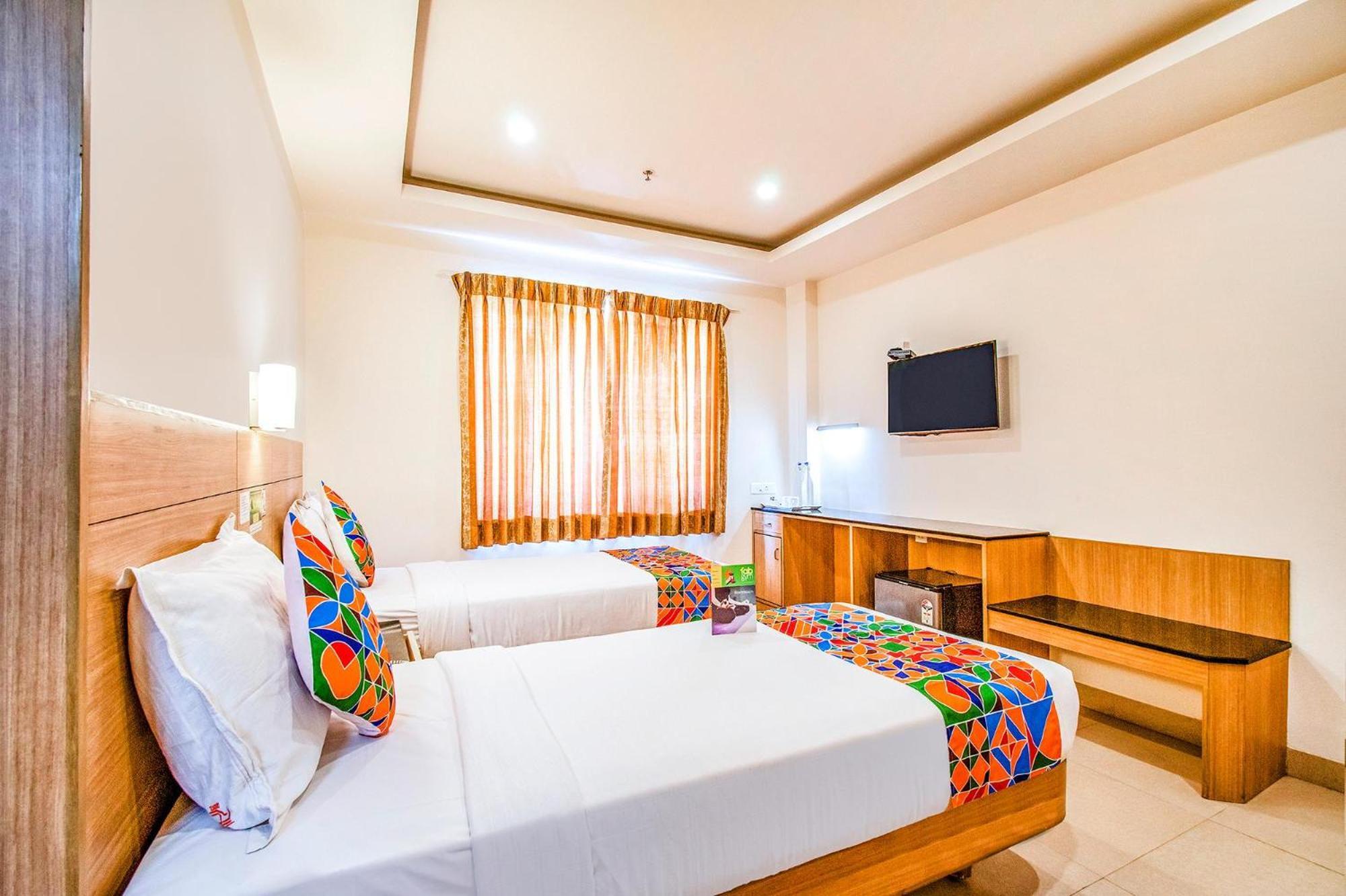 Fabhotel Prime Royal Castle - Nr Coimbatore North Railway Station Kültér fotó