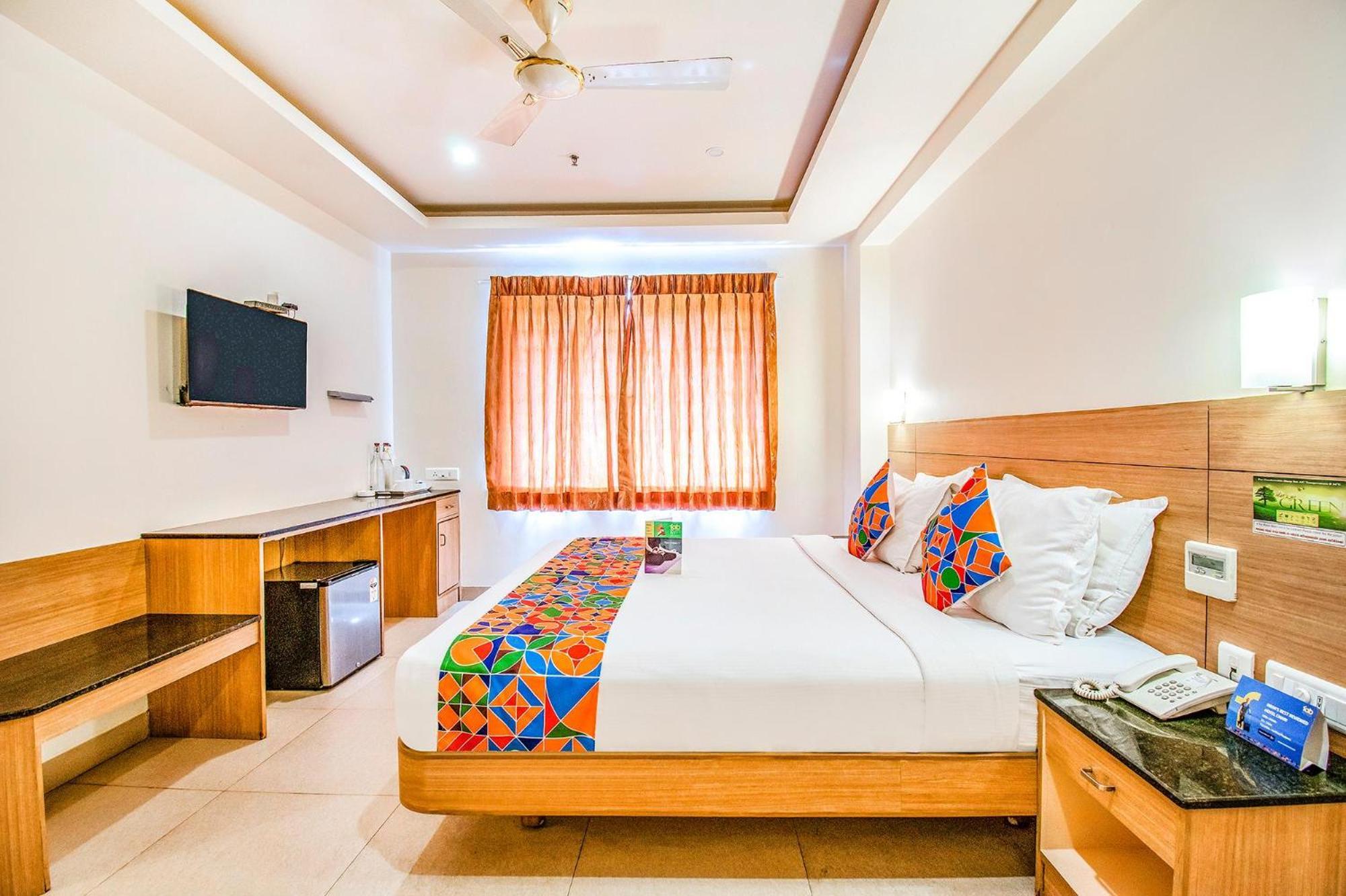 Fabhotel Prime Royal Castle - Nr Coimbatore North Railway Station Kültér fotó